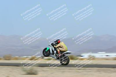 media/Apr-10-2022-SoCal Trackdays (Sun) [[f104b12566]]/Speed Shots Back Straight (930am)/